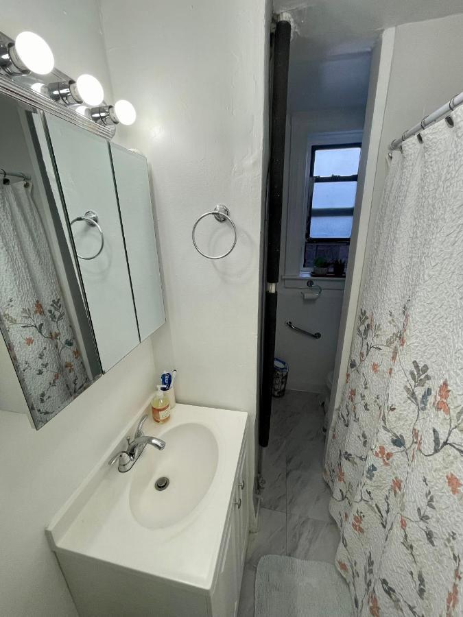 Room In A 2 Bedrooms Apt. 10 Minutes To Time Square! West New York Eksteriør billede